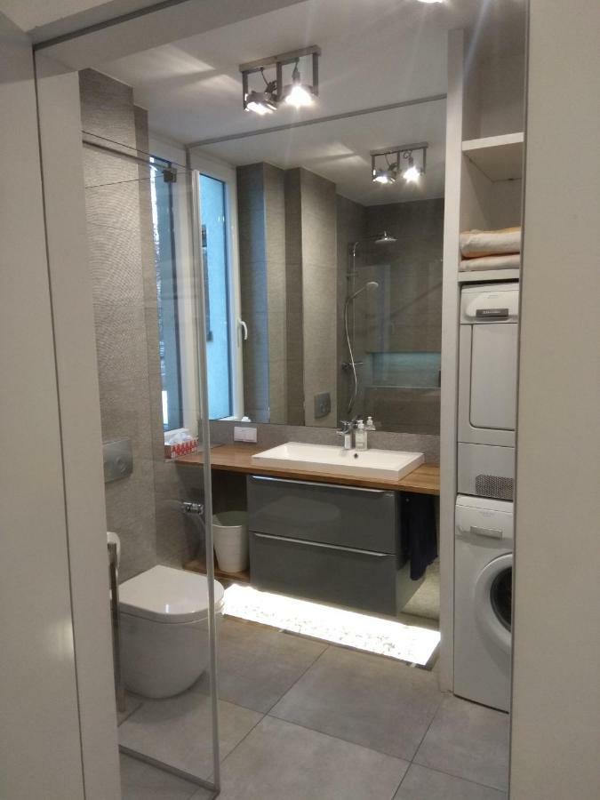 Luxury Apartment With Own Parking ホジューフ エクステリア 写真