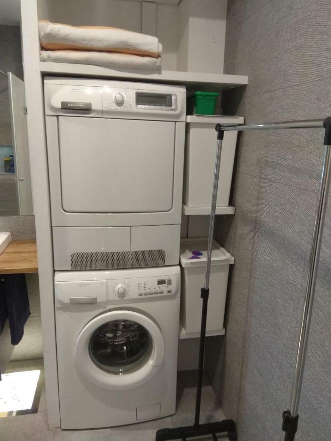 Luxury Apartment With Own Parking ホジューフ エクステリア 写真